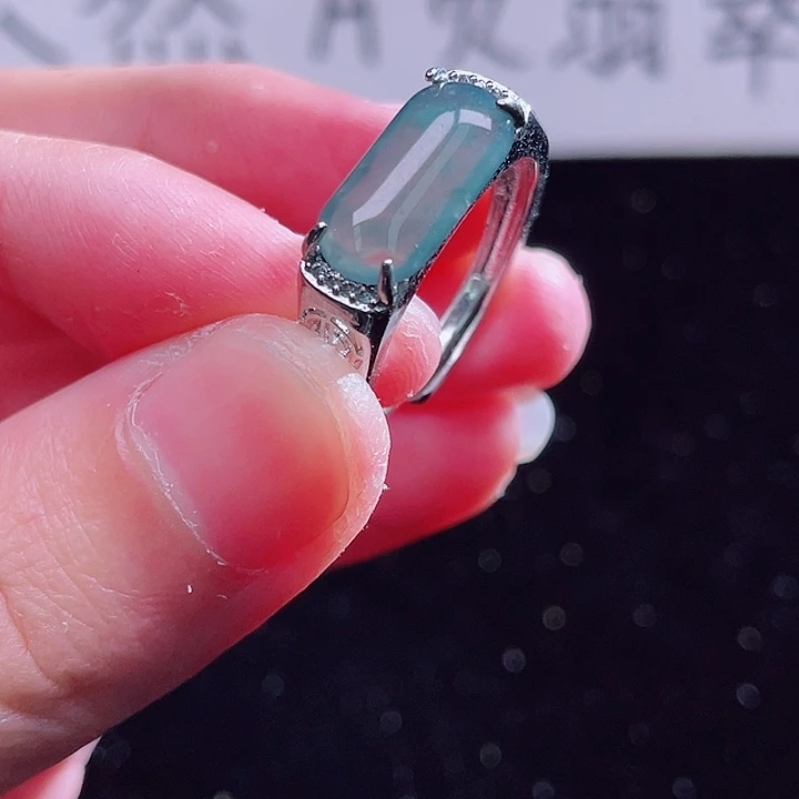 翡翠颈饰未镶嵌999999999