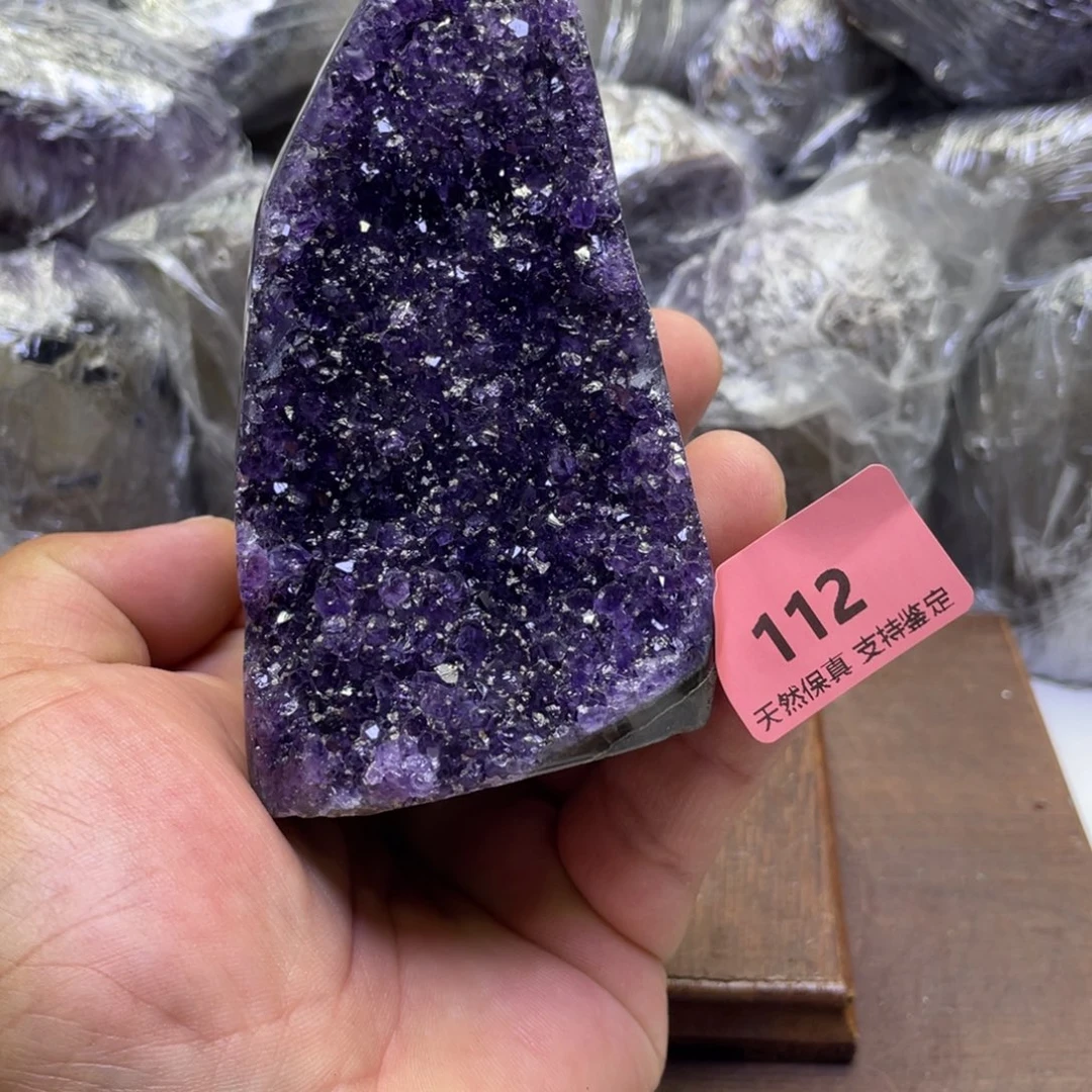 未镶嵌水晶大型摆件（非配饰）