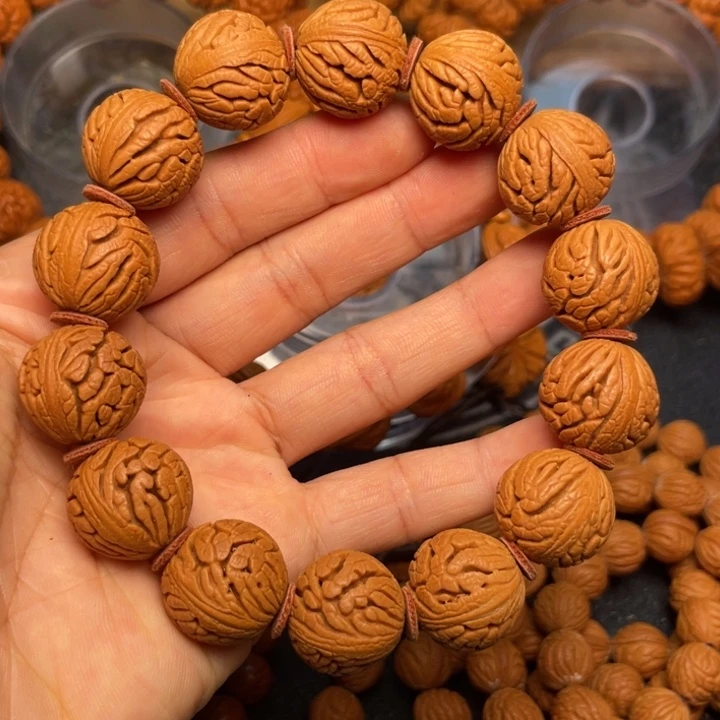 桃核手串龙纹桃核11