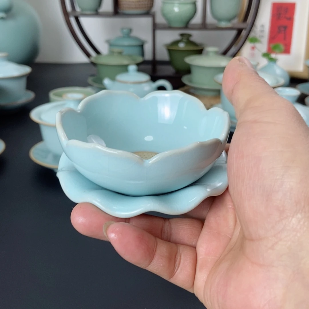 放*人天青釉莲花茶漏，