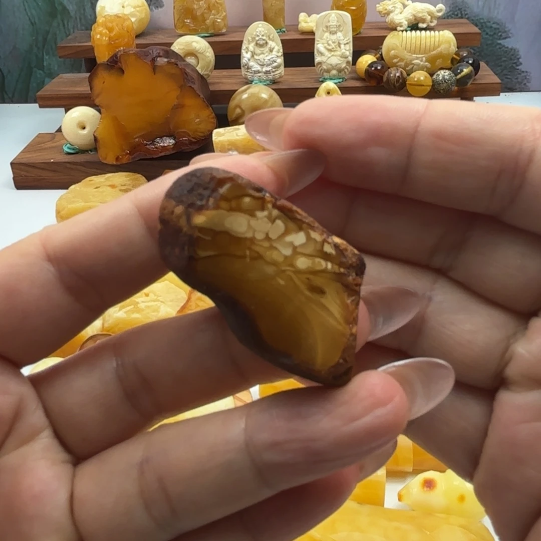 峰****未镶嵌定制琥珀琥珀
