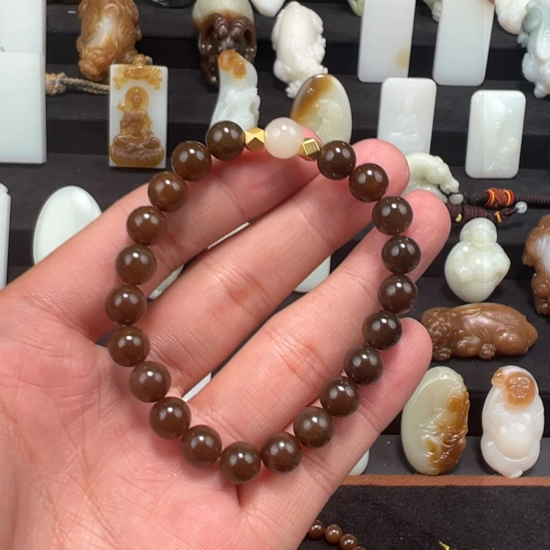 和田玉颈饰未镶嵌