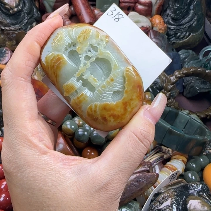 透闪石质玉未镶嵌珠宝奇石