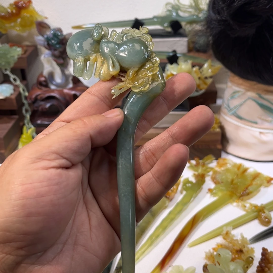 蛇纹石玉发簪合金琴**俗