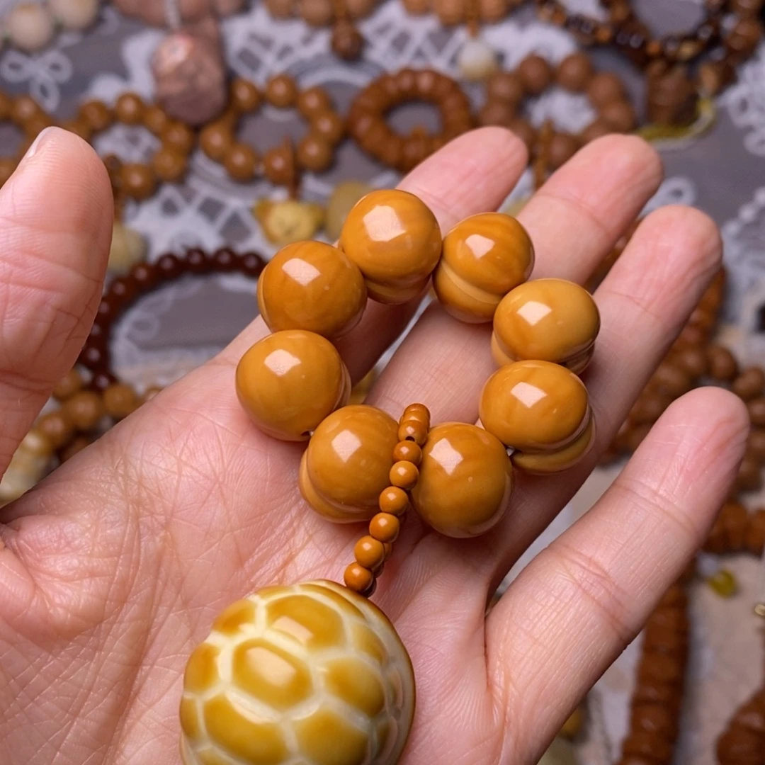 把件猴头核桃柯基屁桃龟甲