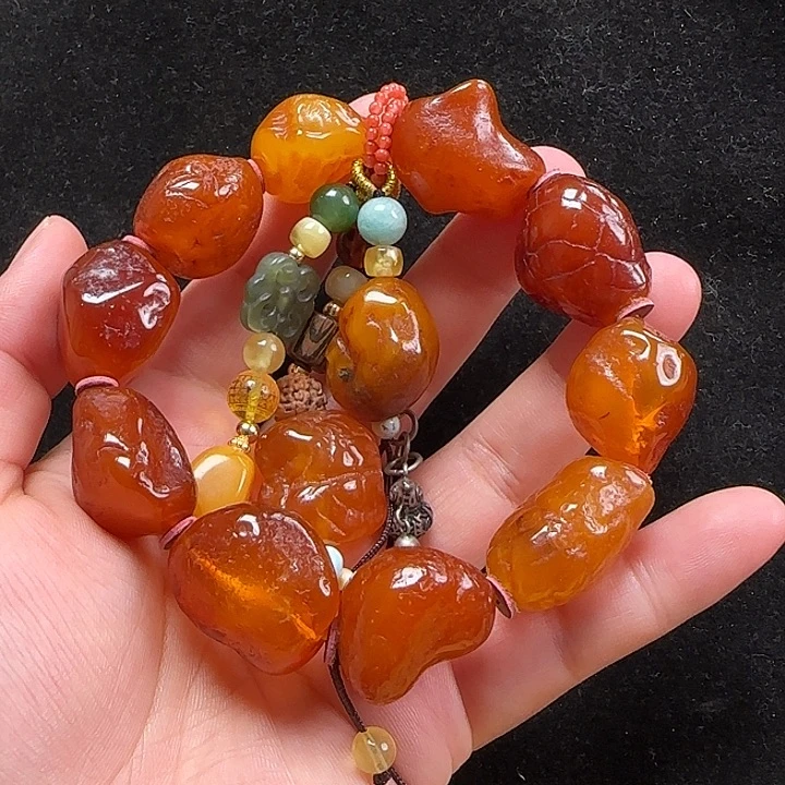 未镶嵌蜜蜡珠宝奇石