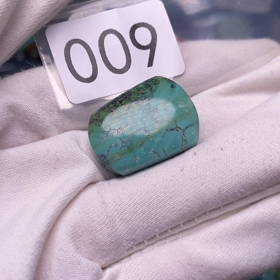 绿松石未镶嵌珠宝半成品