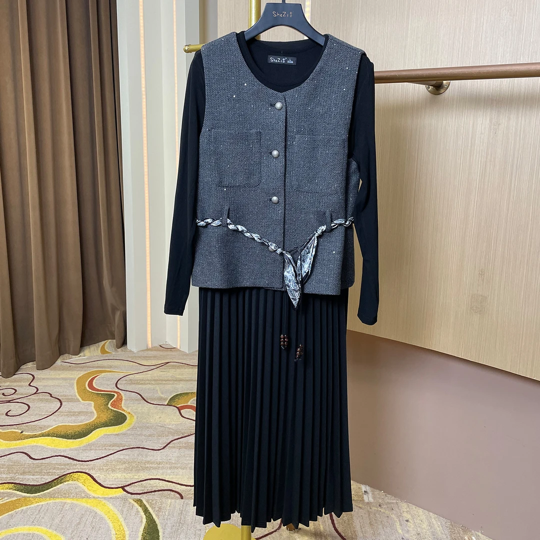 奢姿大码女装2025冬季时尚小香风马甲两件套胖妹妹轻奢百褶套装