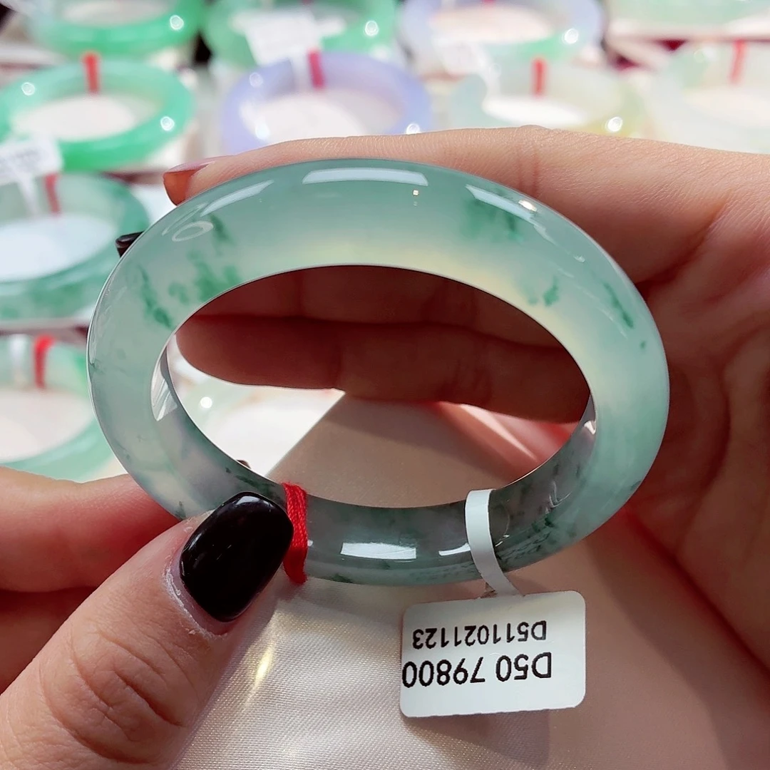 翡翠未镶嵌手镯冰飘花对标小六位二开68-23