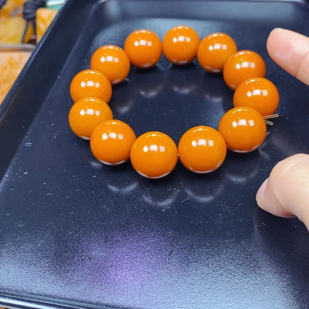 石英质玉（黄龙玉）未镶嵌颈饰