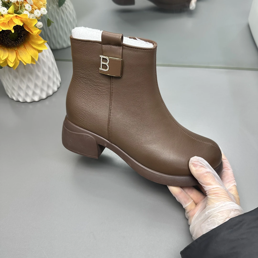 83-9253（8A253）羊皮加绒一体跟短靴棕色