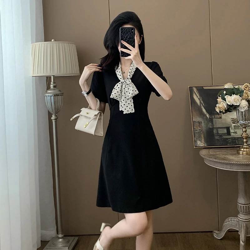 法式高端气质连衣裙女2025夏季收腰显瘦垂坠感黑色波点蝴蝶结裙子