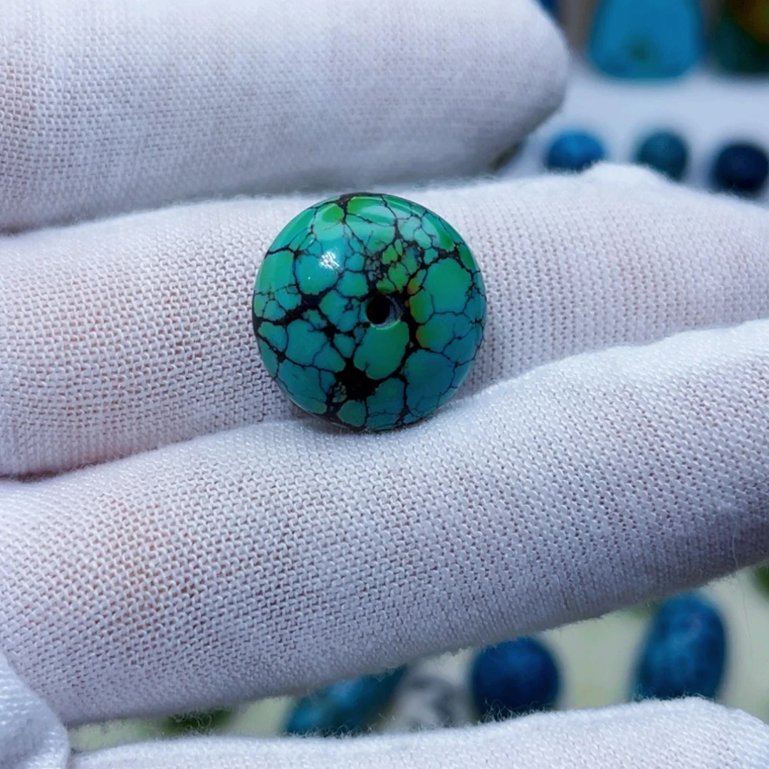 绿松石未镶嵌饰品