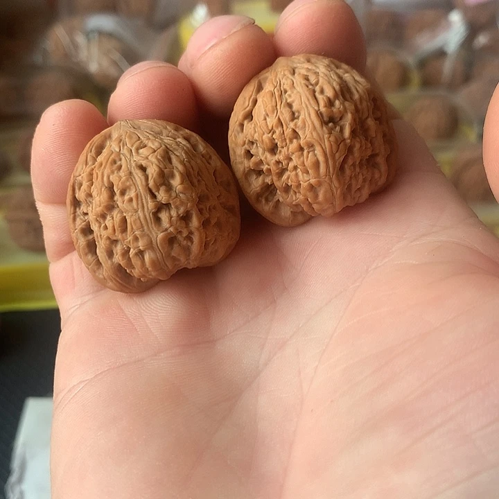 文玩核桃吊坠红玛瑙33