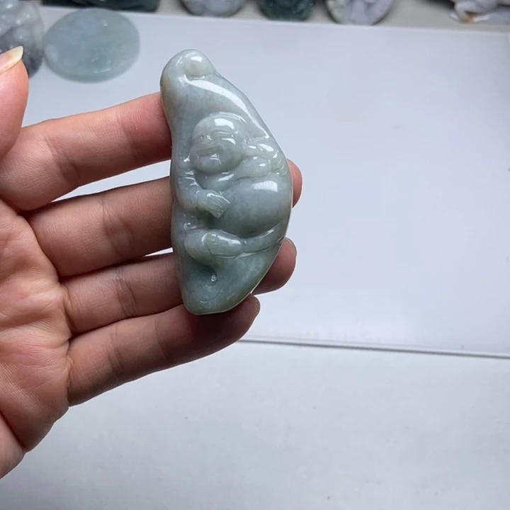 翡翠未镶嵌颈饰佛7