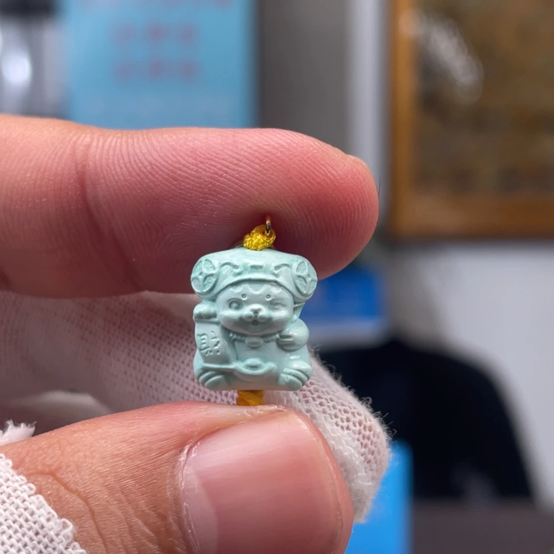 绿松石未镶嵌挂件