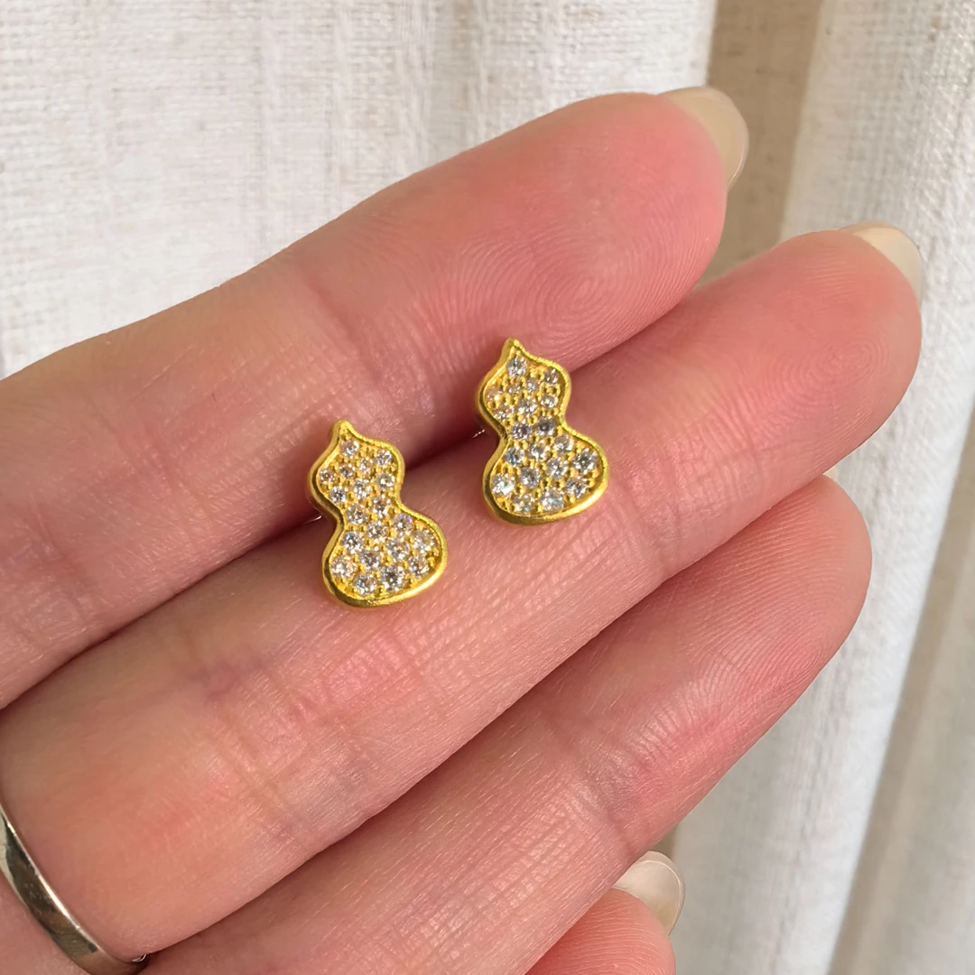 满钻葫芦耳钉直针足金999