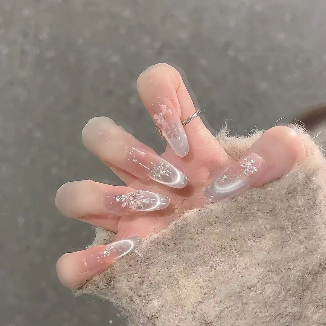 【雪夜极光】美拉德风格法式猫眼手工穿戴甲秋冬雪花满钻蝴蝶结