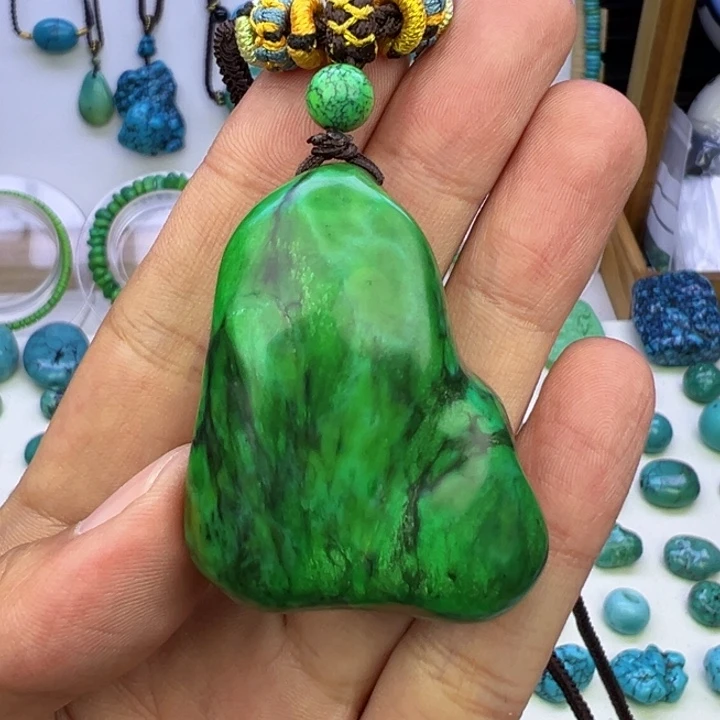 菜籽绿水草纹随型吊坠