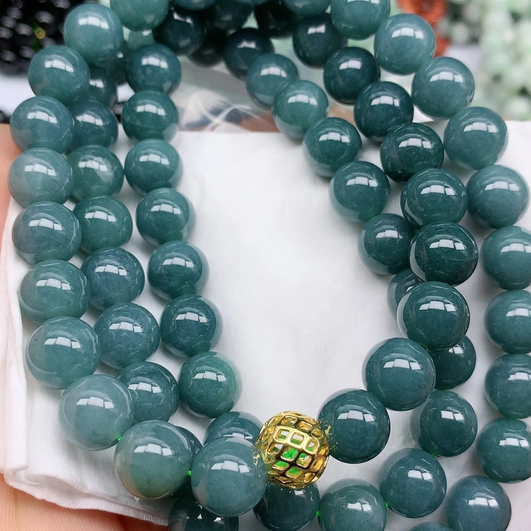 翡翠颈饰未镶嵌手串
