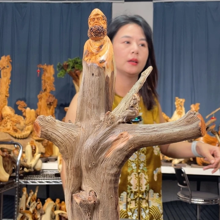 柏木（崖柏）随型摆件