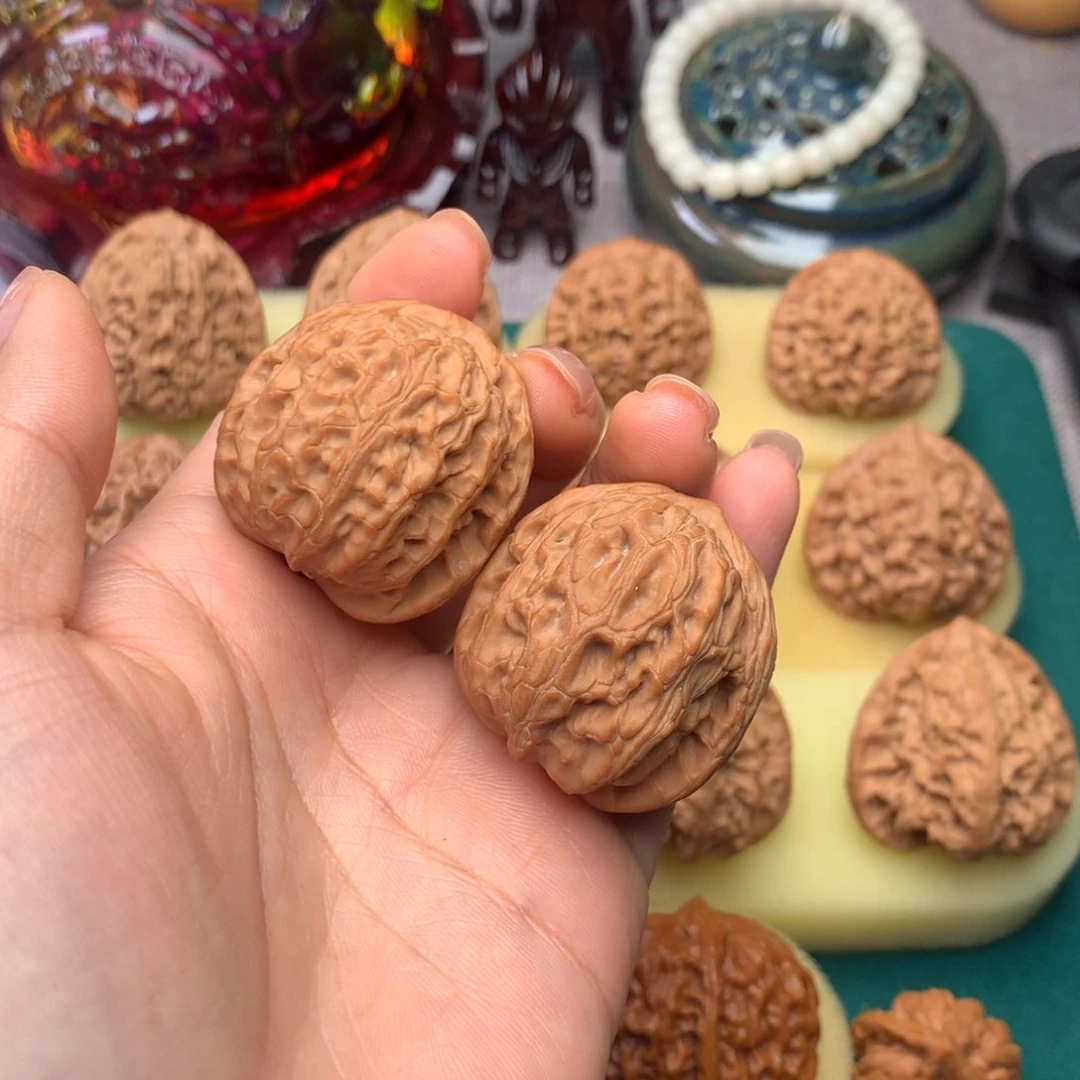 文玩核桃把件龙胆35