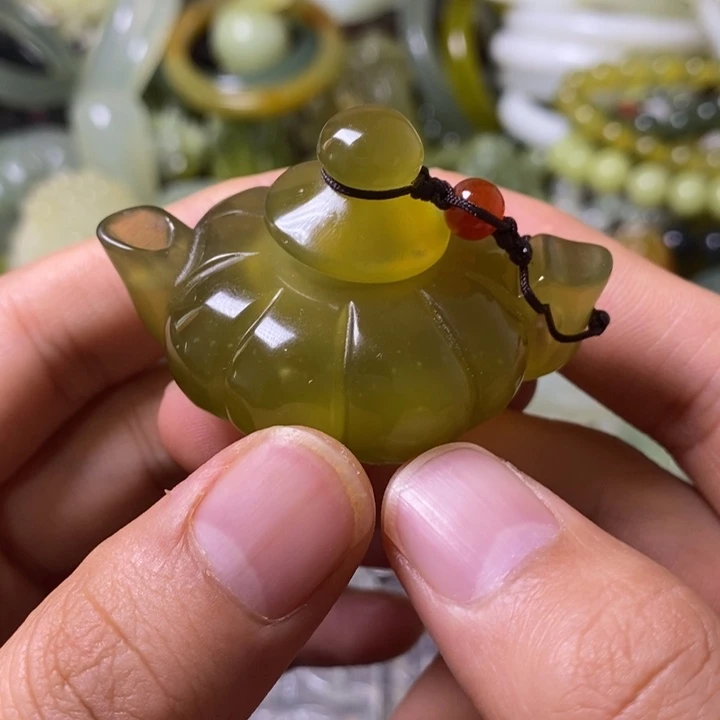 岫玉岫玉手把件未镶嵌