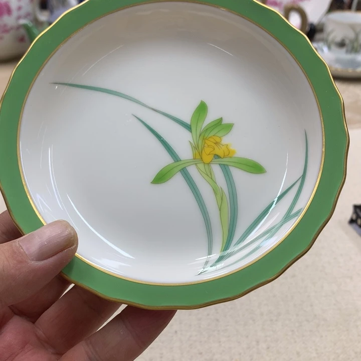 瓷片这首单曲的歌