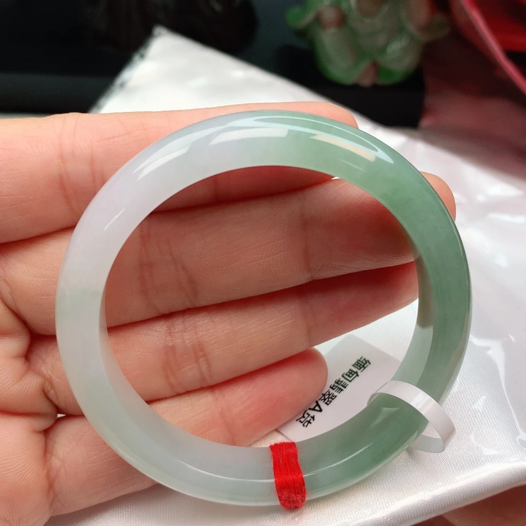 未镶嵌手镯翡翠翡翠手镯