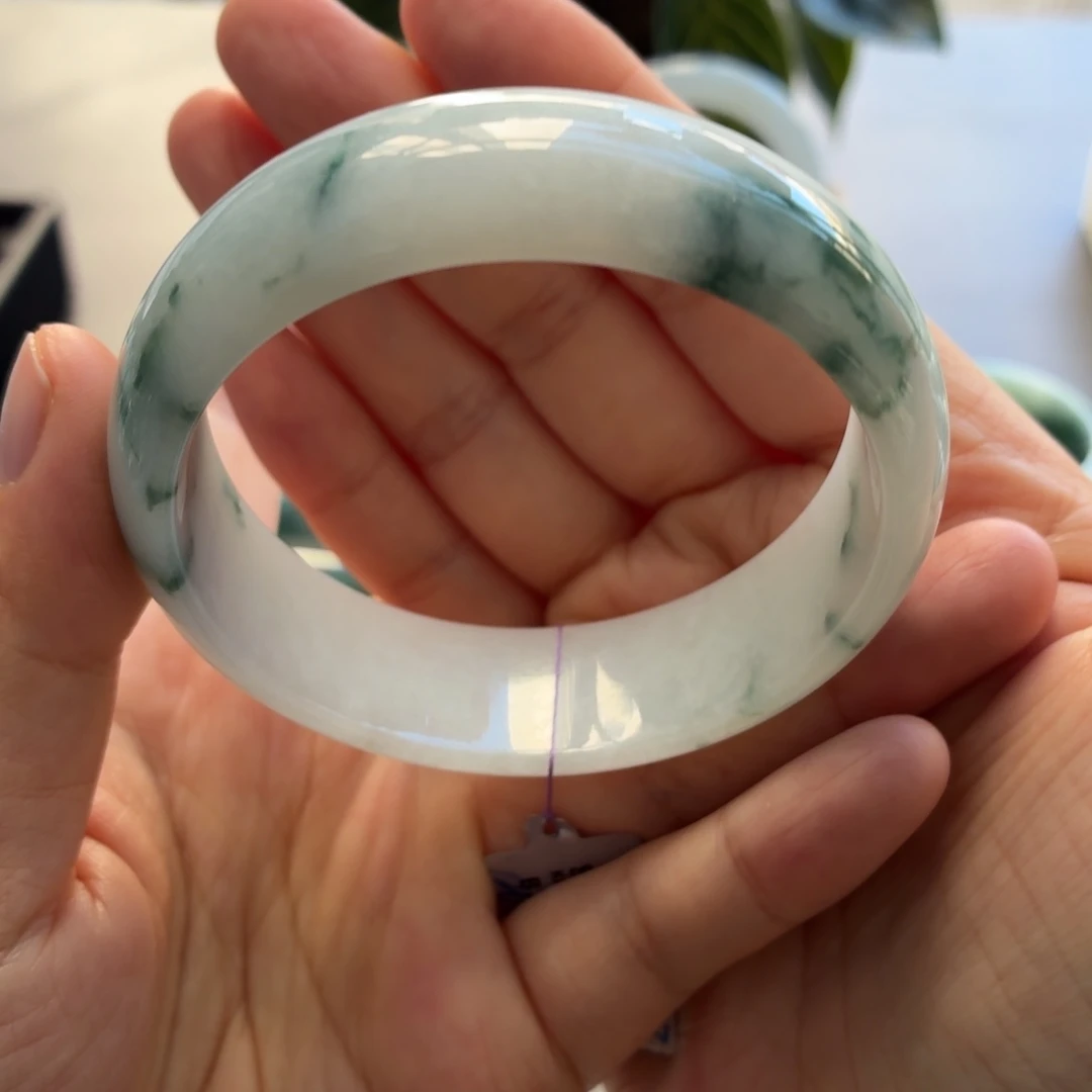 翡翠未镶嵌手镯天然