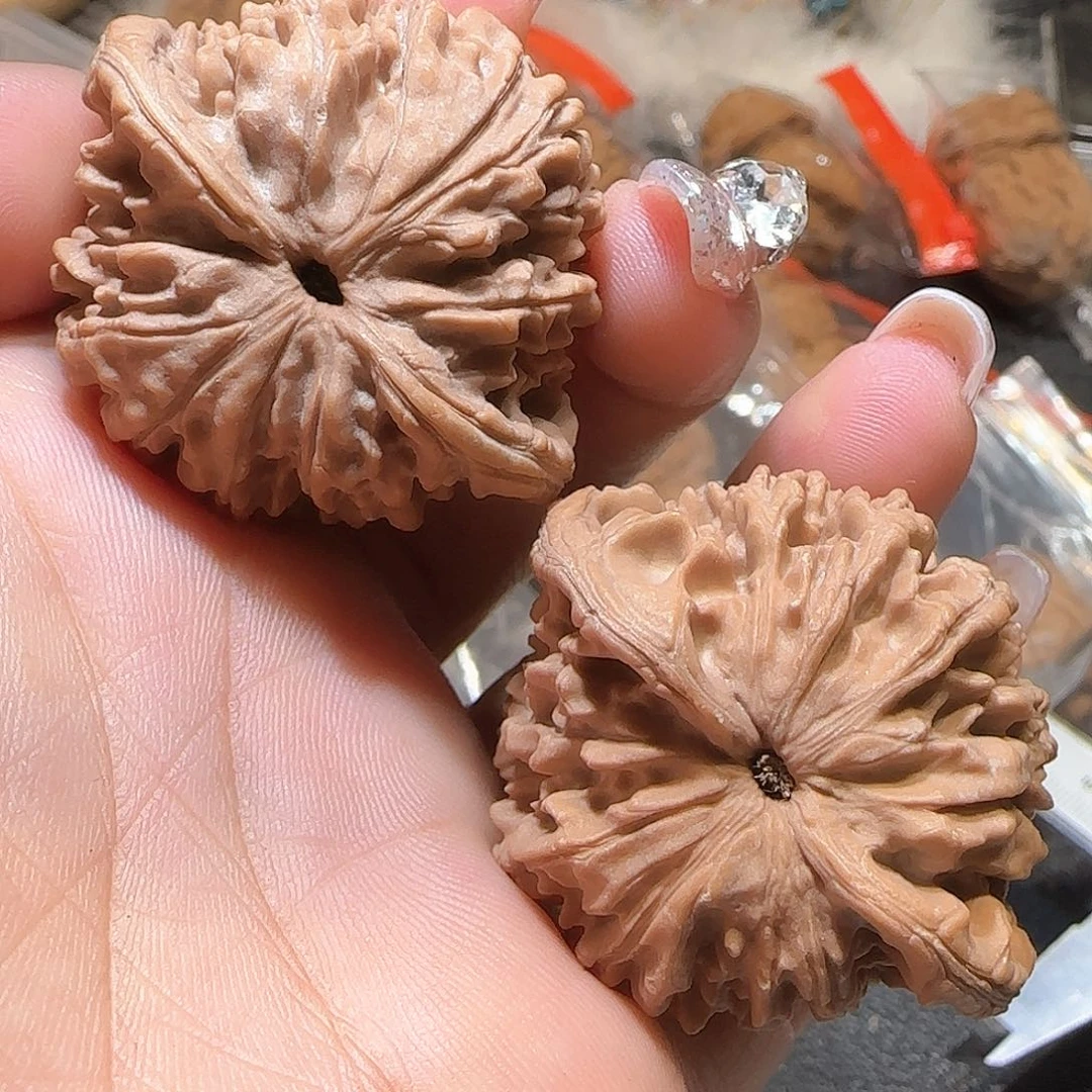 文玩核桃吊坠43八面佛全