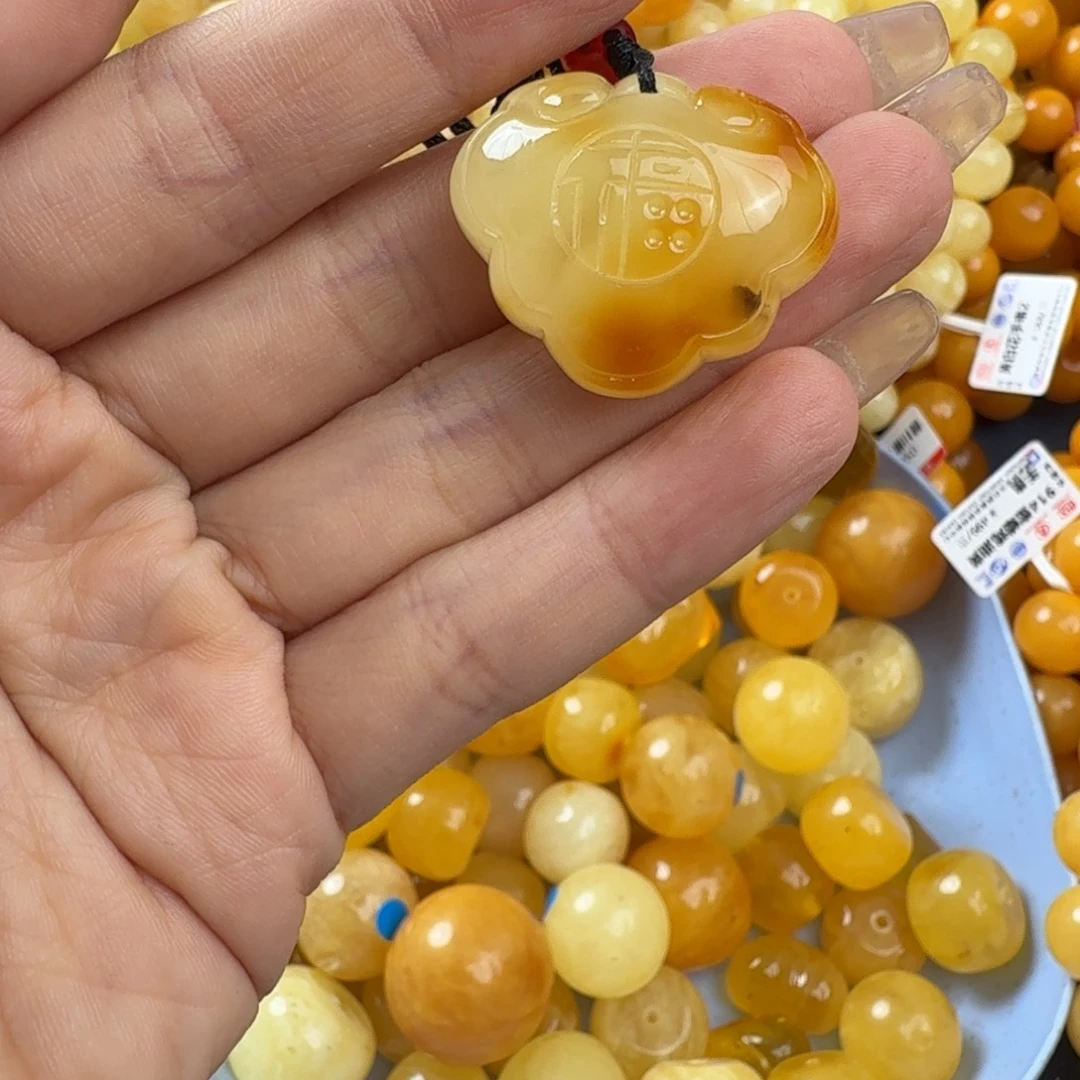 琥珀未镶嵌珠宝奇石
