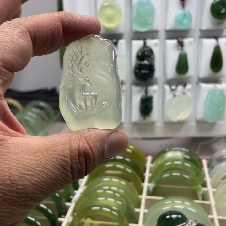 蛇纹石玉合金颈饰