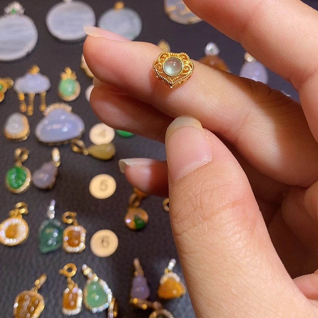 翡翠银S925镶嵌颈饰