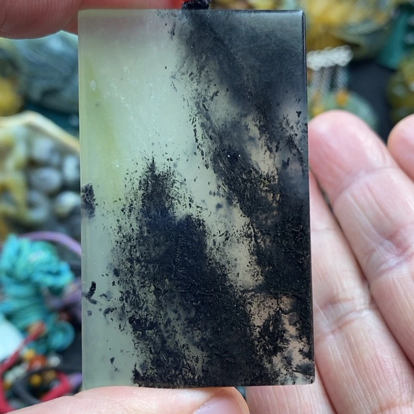 【闪购商品】蛇纹石玉未镶嵌吊坠
