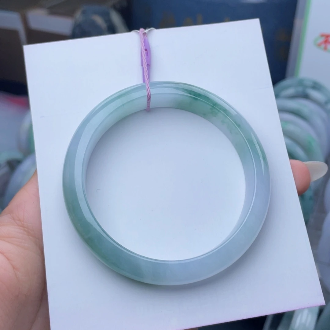 翡翠未镶嵌手镯56圈
