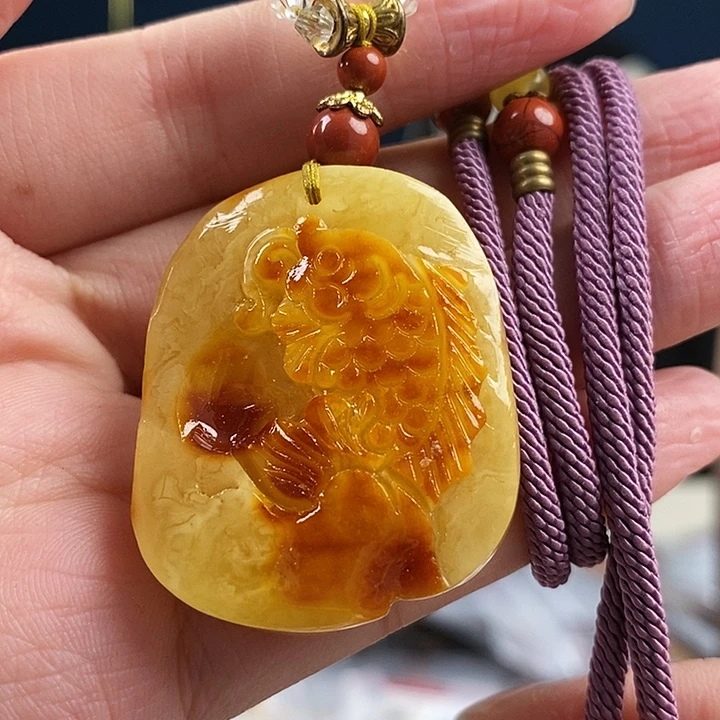 蜜蜡未镶嵌珠宝奇石