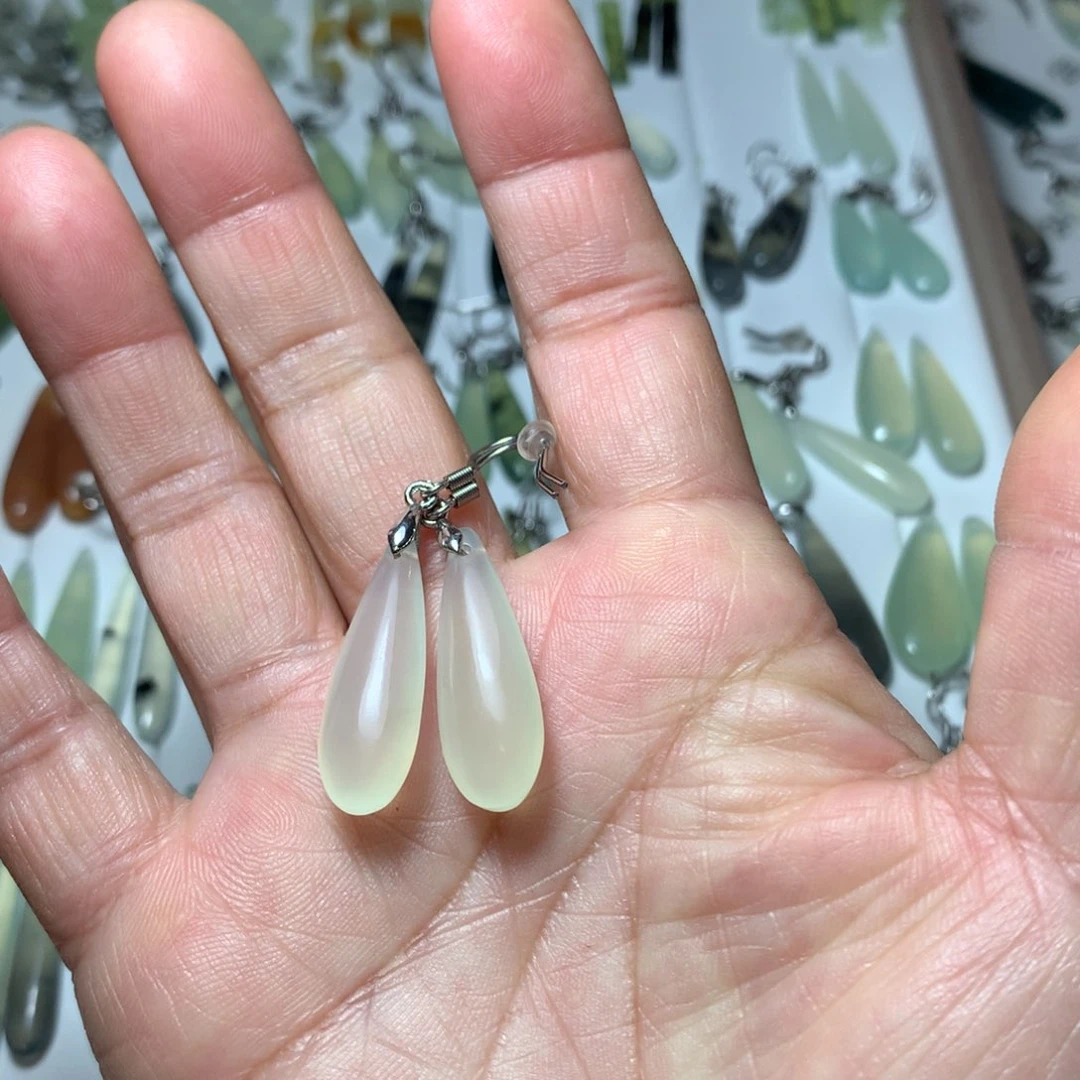 蛇纹石玉耳环未镶嵌?****?