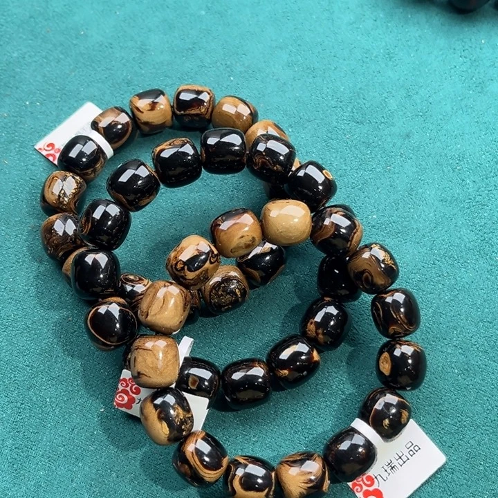 龙眼菩提手串【柳柳】1.3*1.4（多样性发其一）