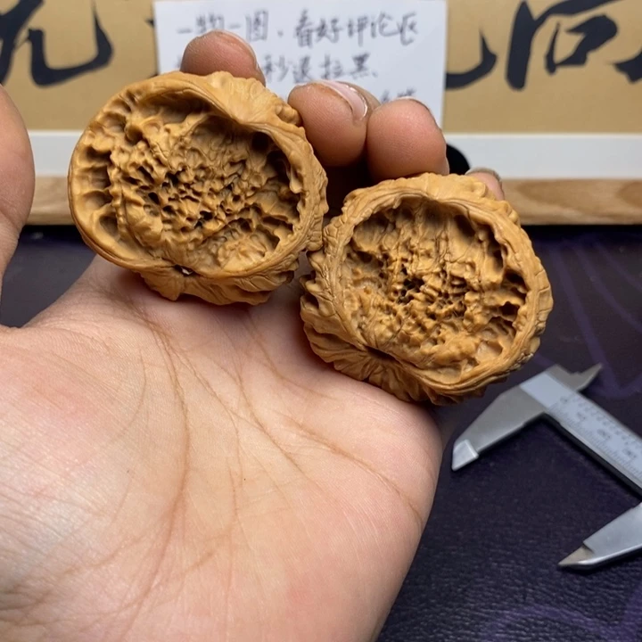文玩核桃吊坠47全品大蛇头
