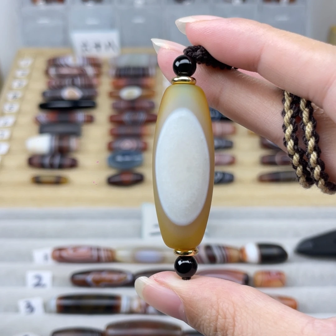 玛瑙/玉髓合金颈饰