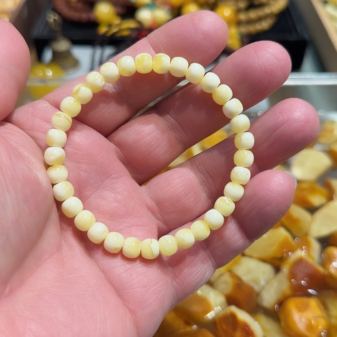 定制琥珀未镶嵌实体店直播