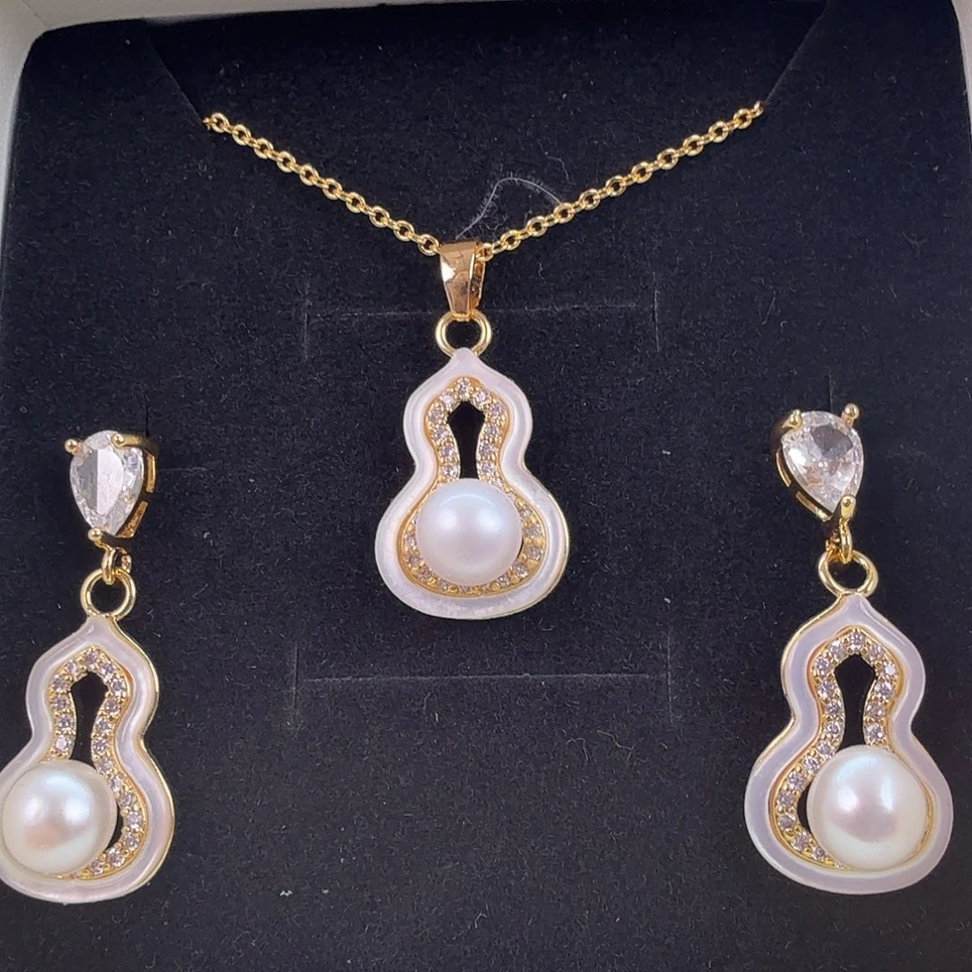 未镶嵌耳饰淡水珍珠