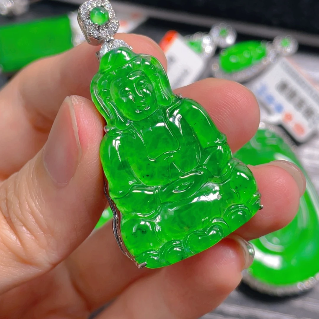 翡翠未镶嵌吊坠(不含链)P****