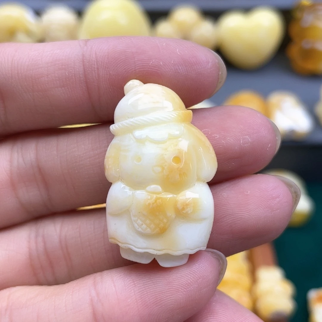 琥珀裸石未镶嵌蜜蜡