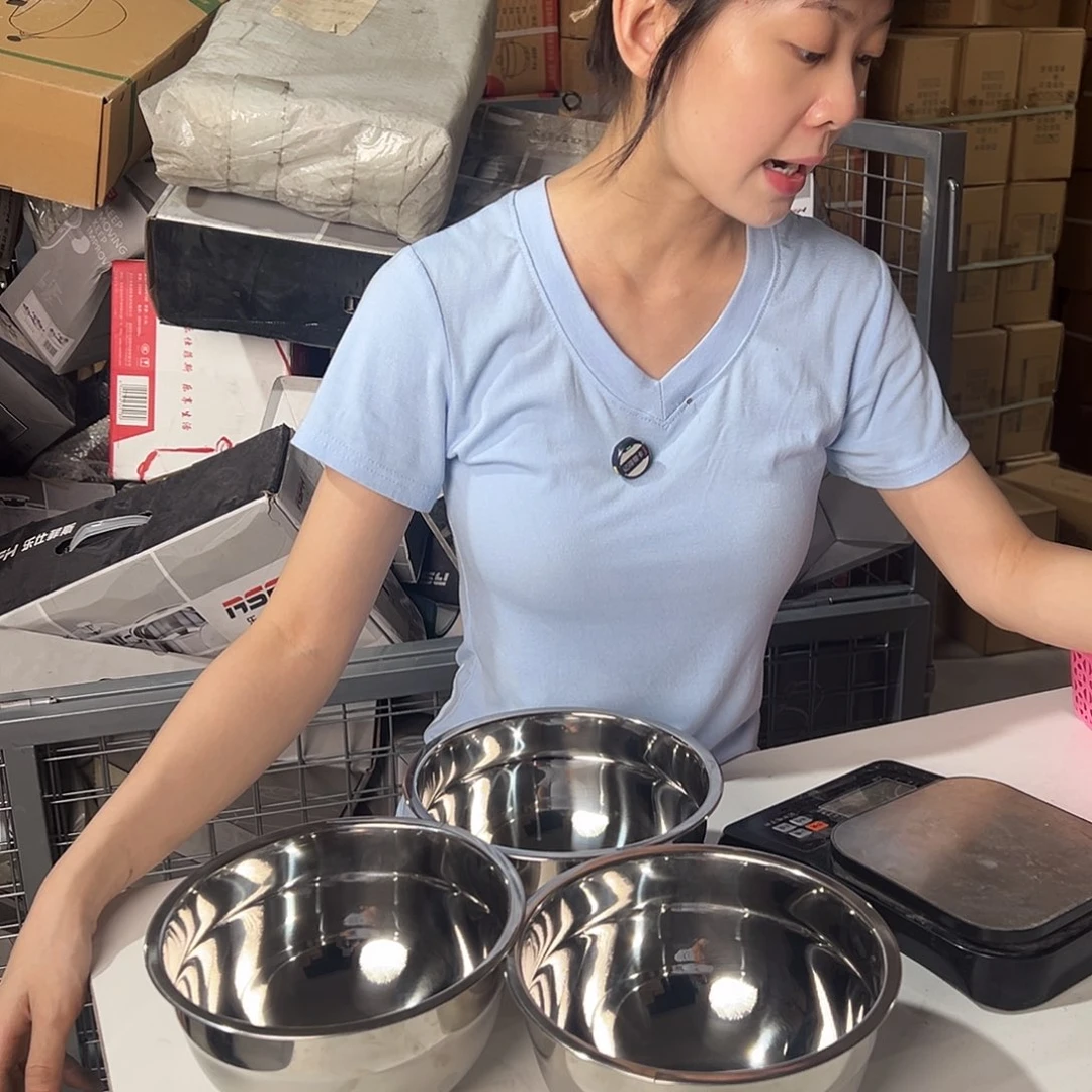 沙拉盆3个装的是三个