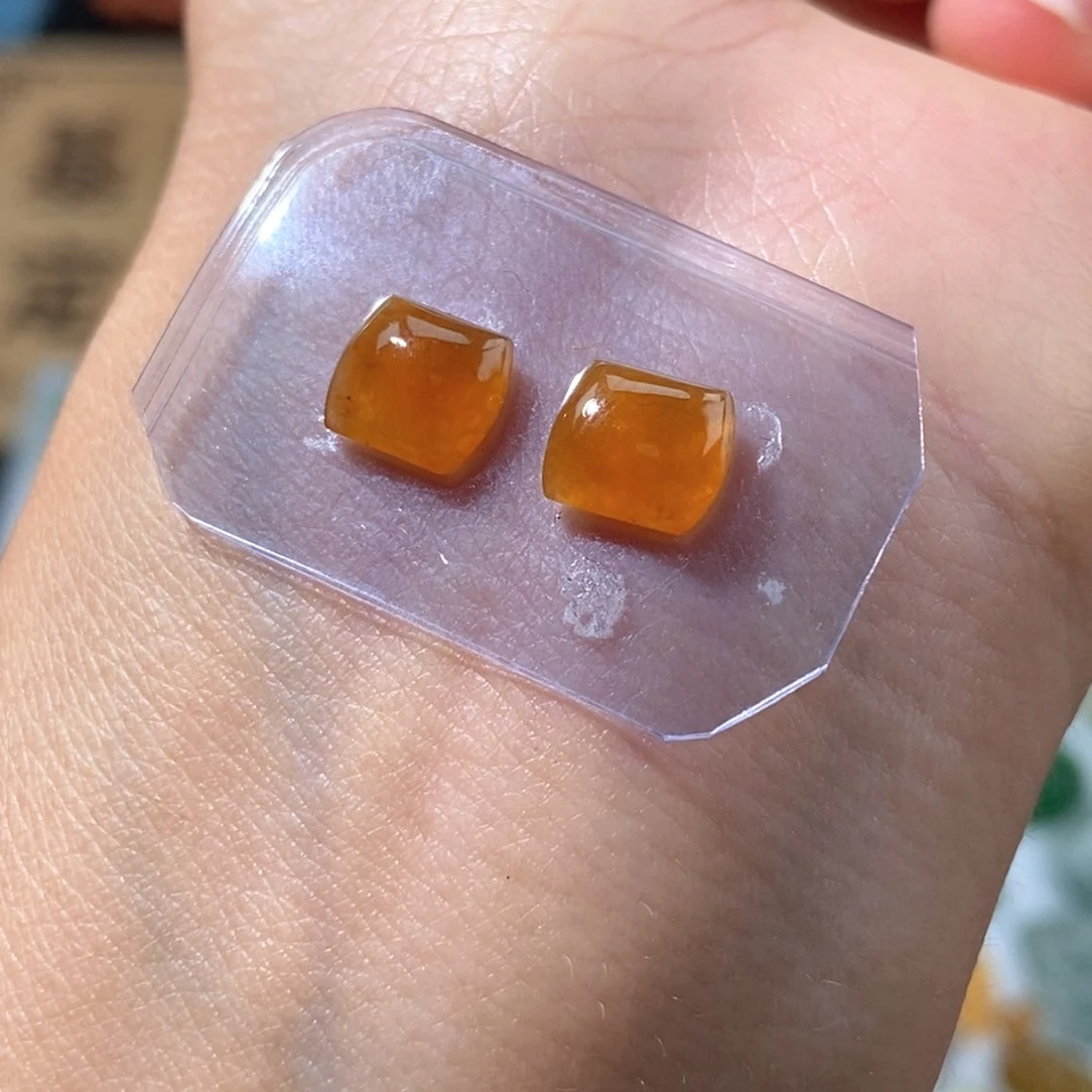 定制翡翠未镶嵌翡翠7.8×7×3