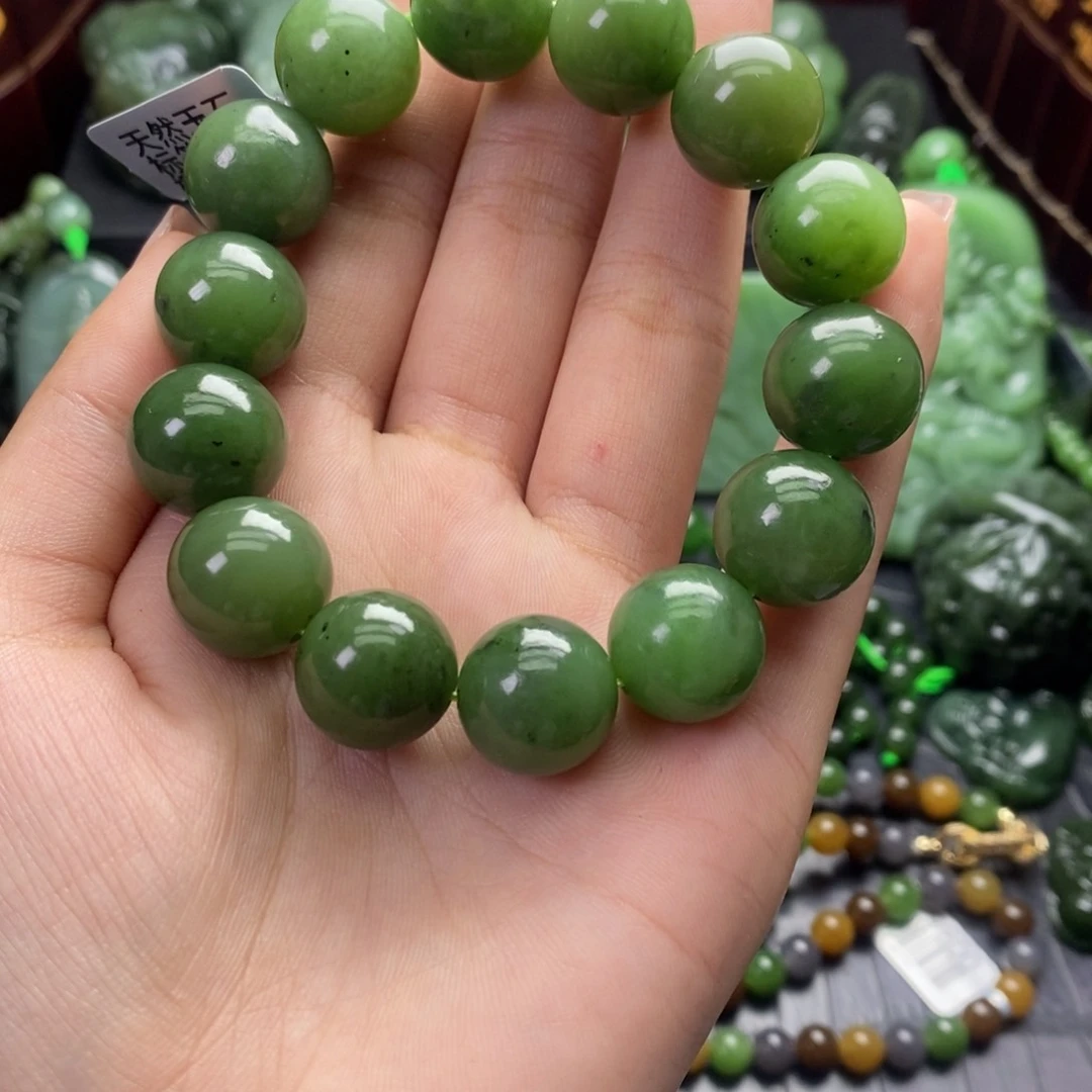 和田玉未镶嵌珠宝奇石