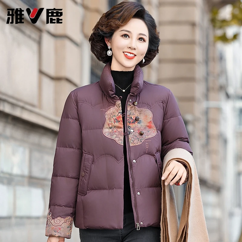 雅鹿时尚气质妈妈装中长款加厚保暖2025新款白鸭绒中老年冬季外套