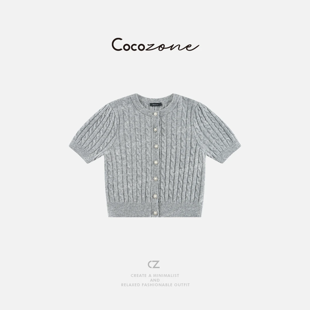 COCO ZONE 刘一一 "珍妮心事"千金风单排扣短袖针织衫ACD1A0015